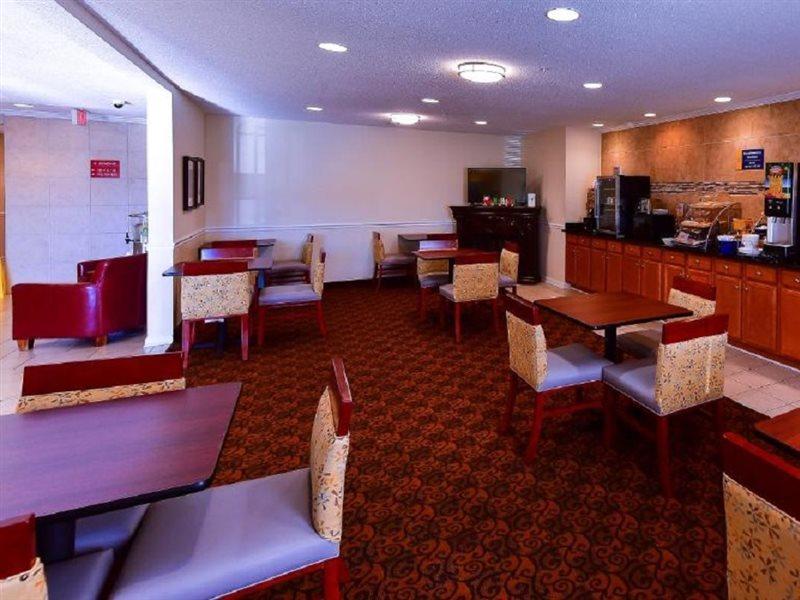 Days Inn By Wyndham Greensboro Nc Eksteriør billede