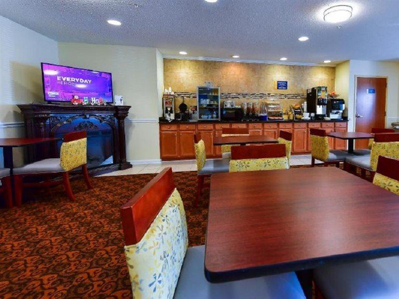 Days Inn By Wyndham Greensboro Nc Eksteriør billede