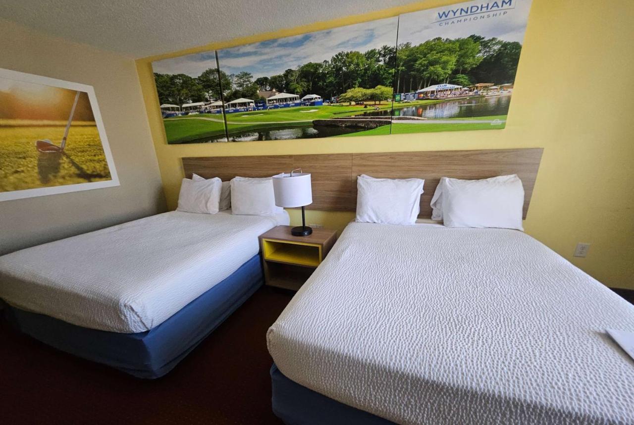Days Inn By Wyndham Greensboro Nc Eksteriør billede