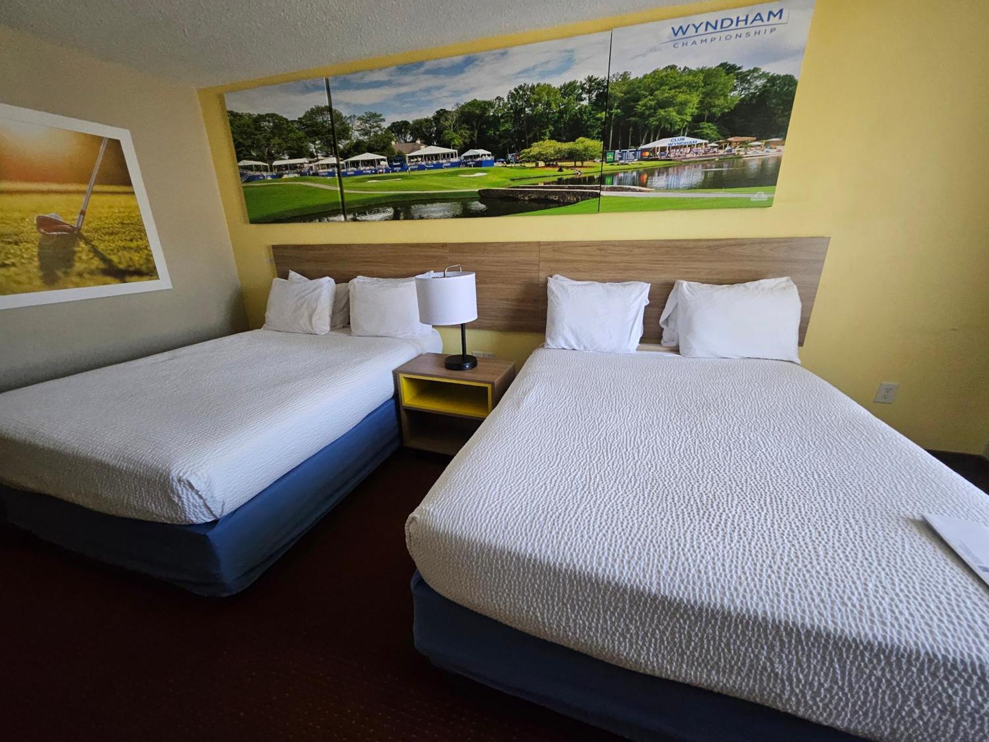 Days Inn By Wyndham Greensboro Nc Eksteriør billede