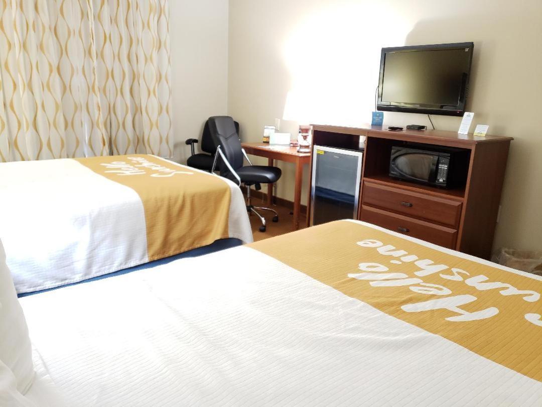 Days Inn By Wyndham Greensboro Nc Eksteriør billede